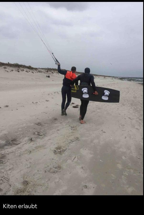 Die Kleine Acht - Direkt Am Strand Dierhagen Luaran gambar